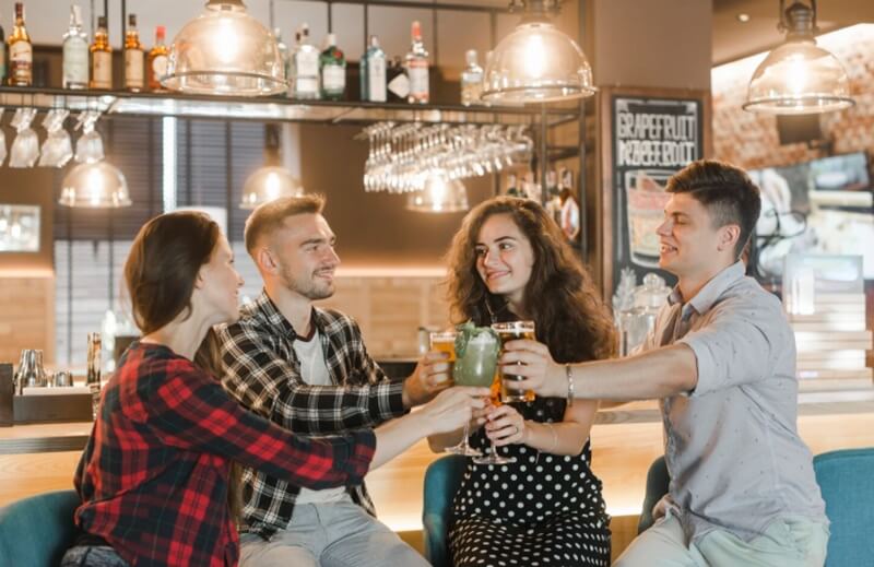 The Hidden Psychology Behind Round-Buying Culture That Pubs Don’t Want You to Know