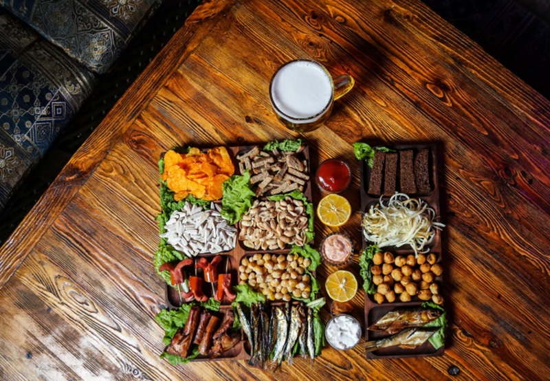 Pub Snack Boards Replacing Full Meals