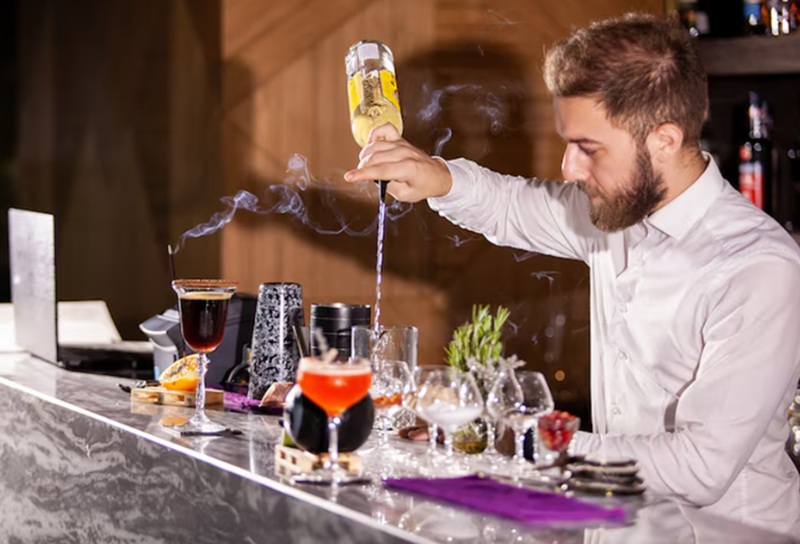 Bar Service Still Beats Table Service