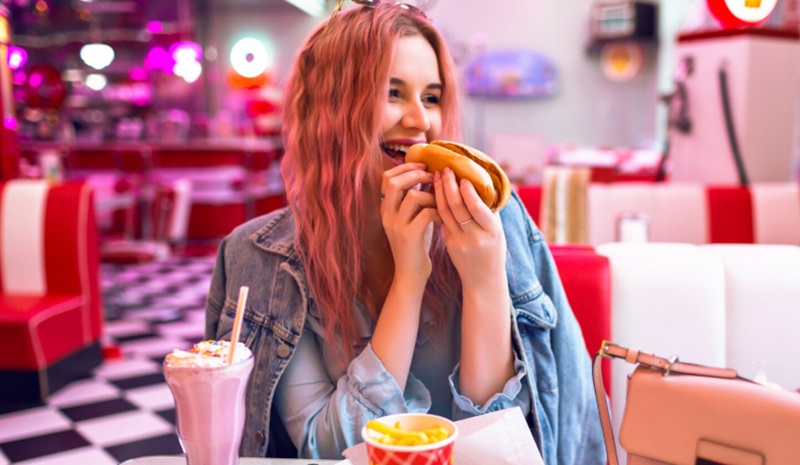 Retro Pub Snack Boom